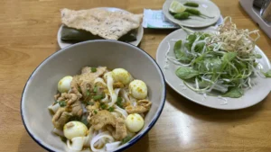 Thịt Trứng Cút（豚肉とうずらの卵）